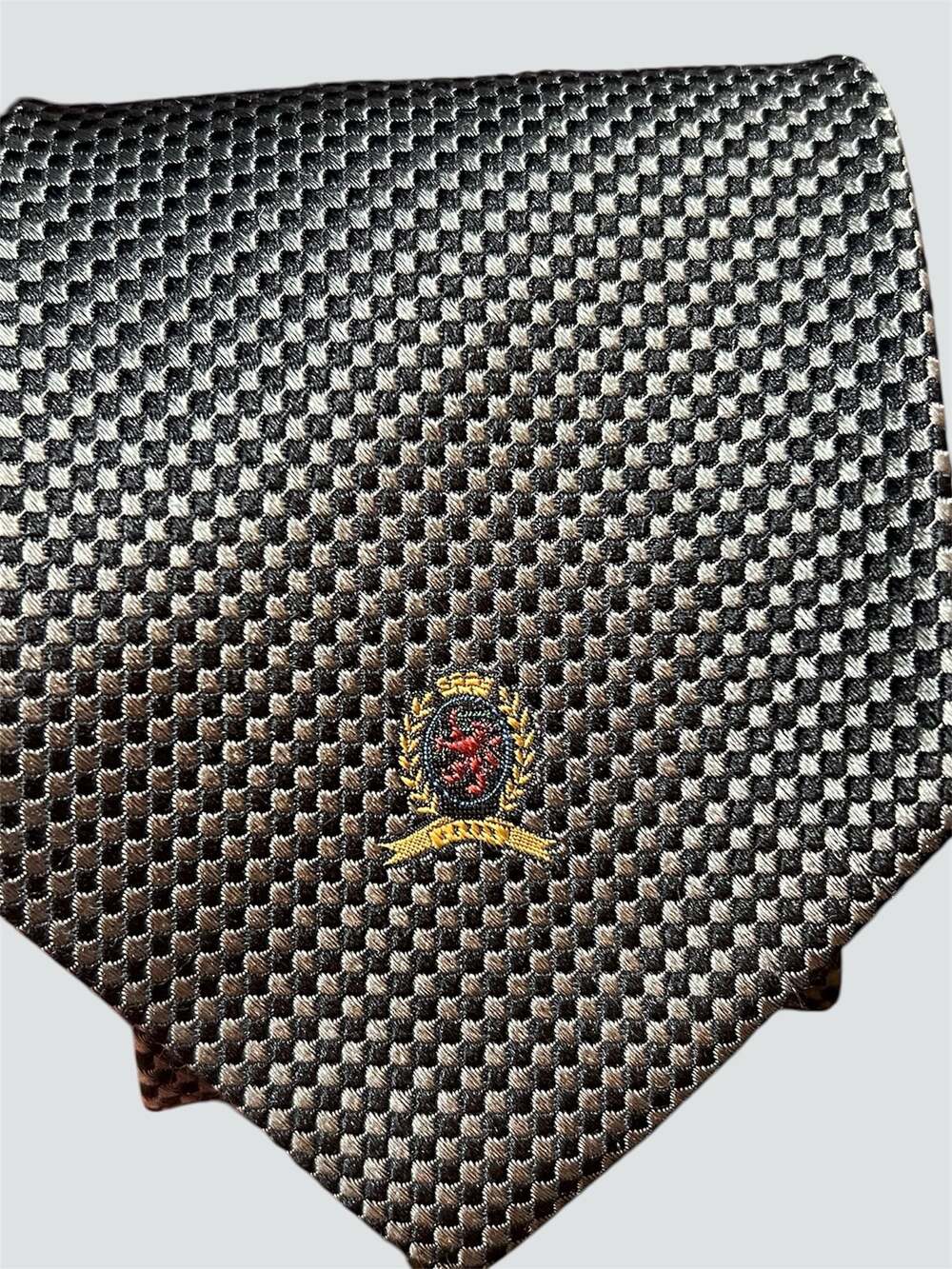 Tommy Hilfiger 100% Silk Necktie featuring a classic grey and black houndstooth